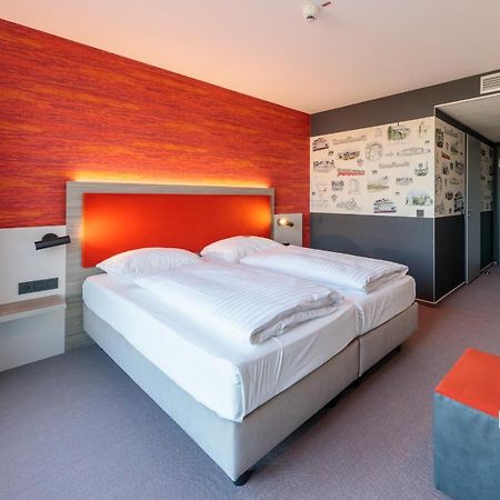 Hotel Am Ruessel Lohfelden Ngoại thất bức ảnh