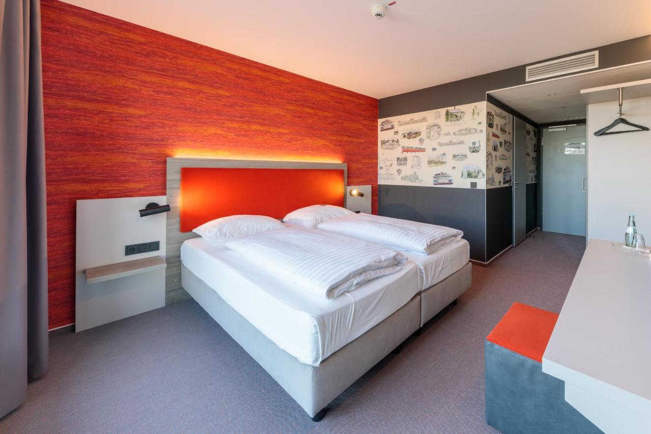 Hotel Am Ruessel Lohfelden Ngoại thất bức ảnh
