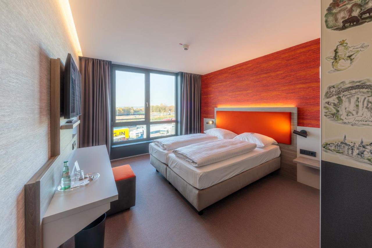 Hotel Am Ruessel Lohfelden Ngoại thất bức ảnh
