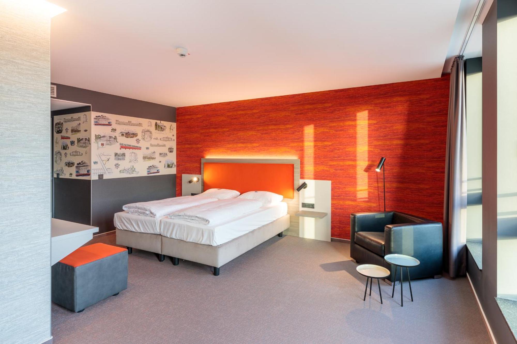 Hotel Am Ruessel Lohfelden Ngoại thất bức ảnh