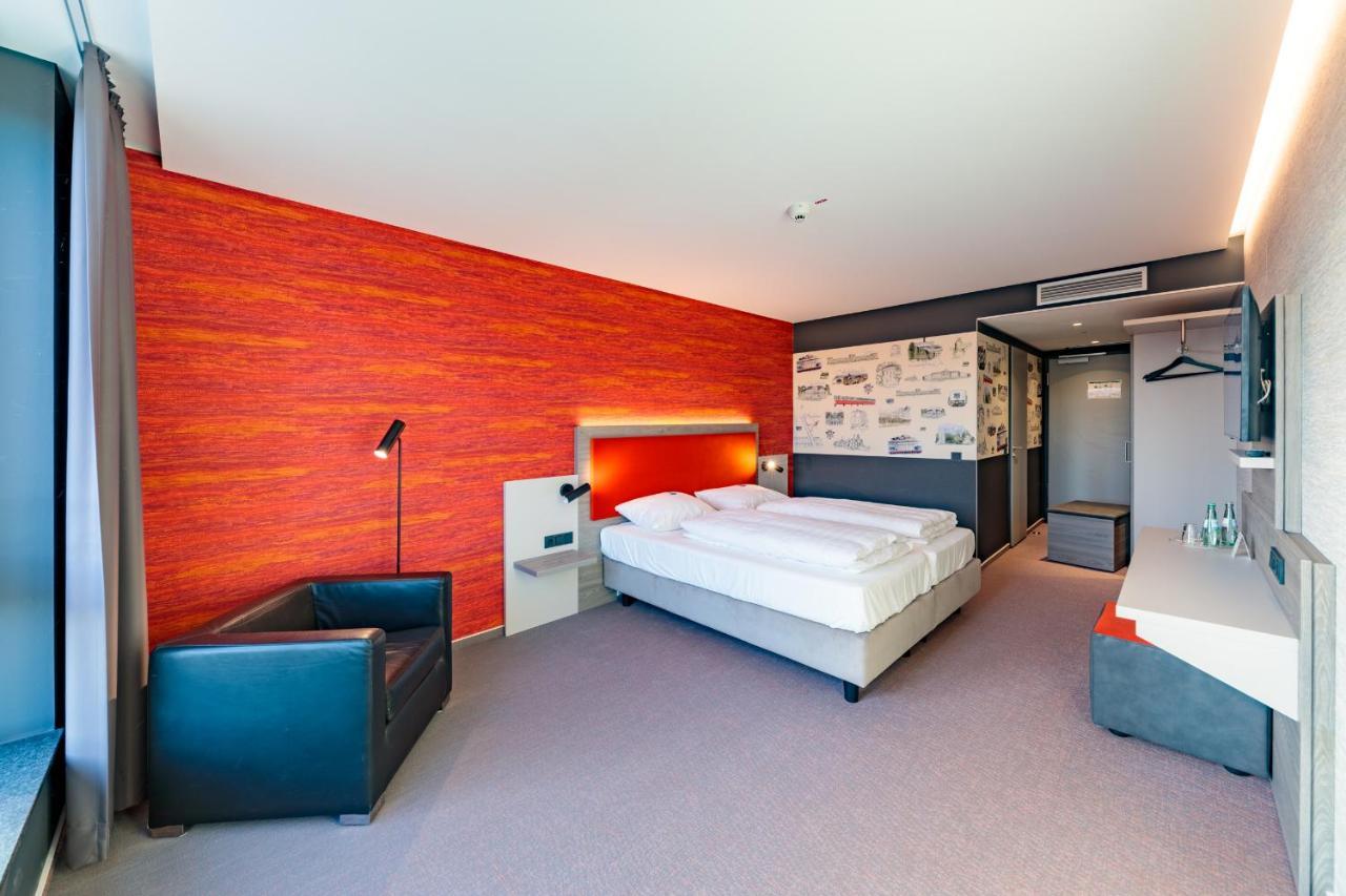 Hotel Am Ruessel Lohfelden Ngoại thất bức ảnh